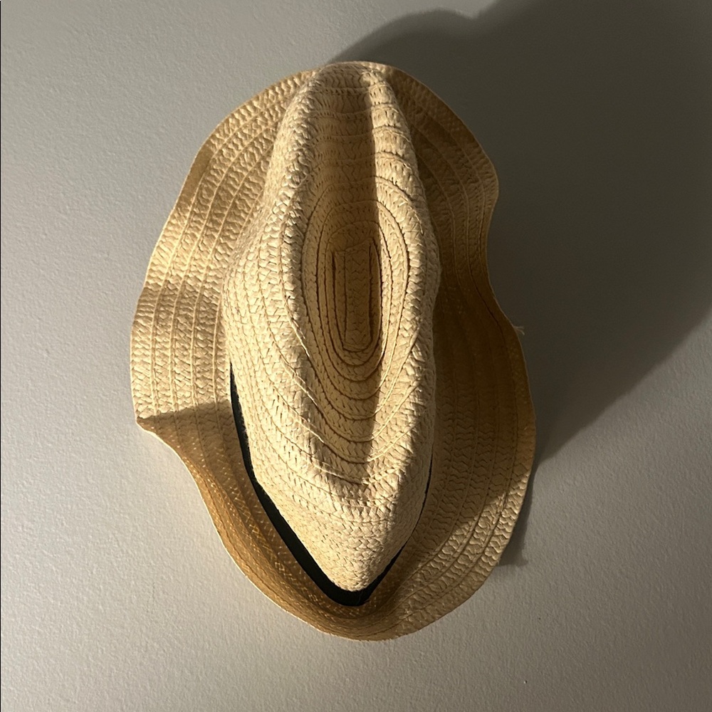 Classic Tan Straw Hat